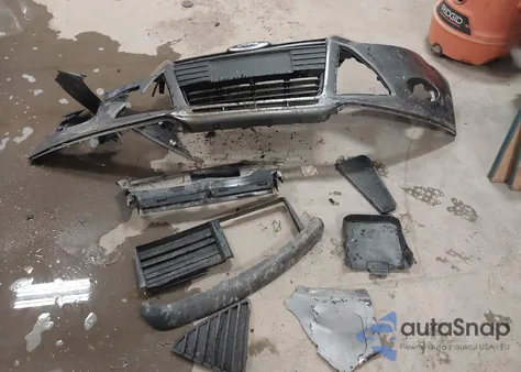 2014 Ford Focus Se z USA, uszkodzony, nr VIN 1FADP3F25EL413308